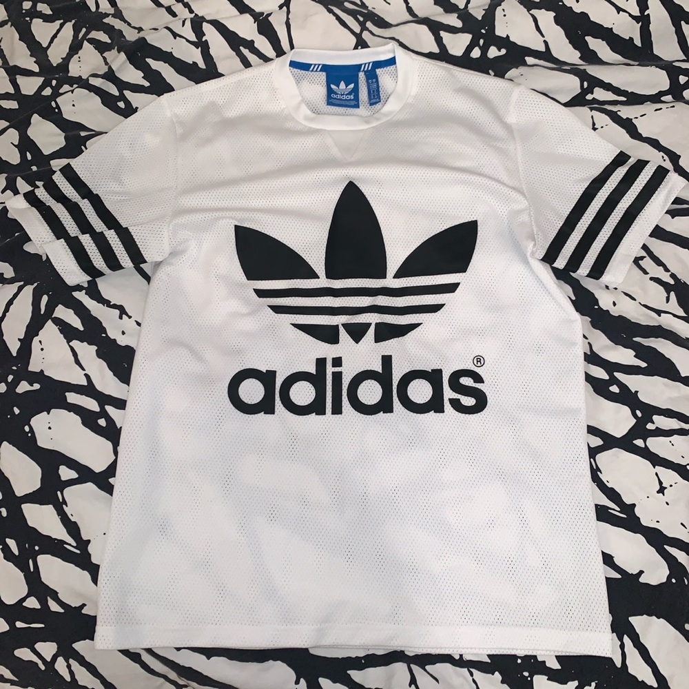 Adidas Tshirt